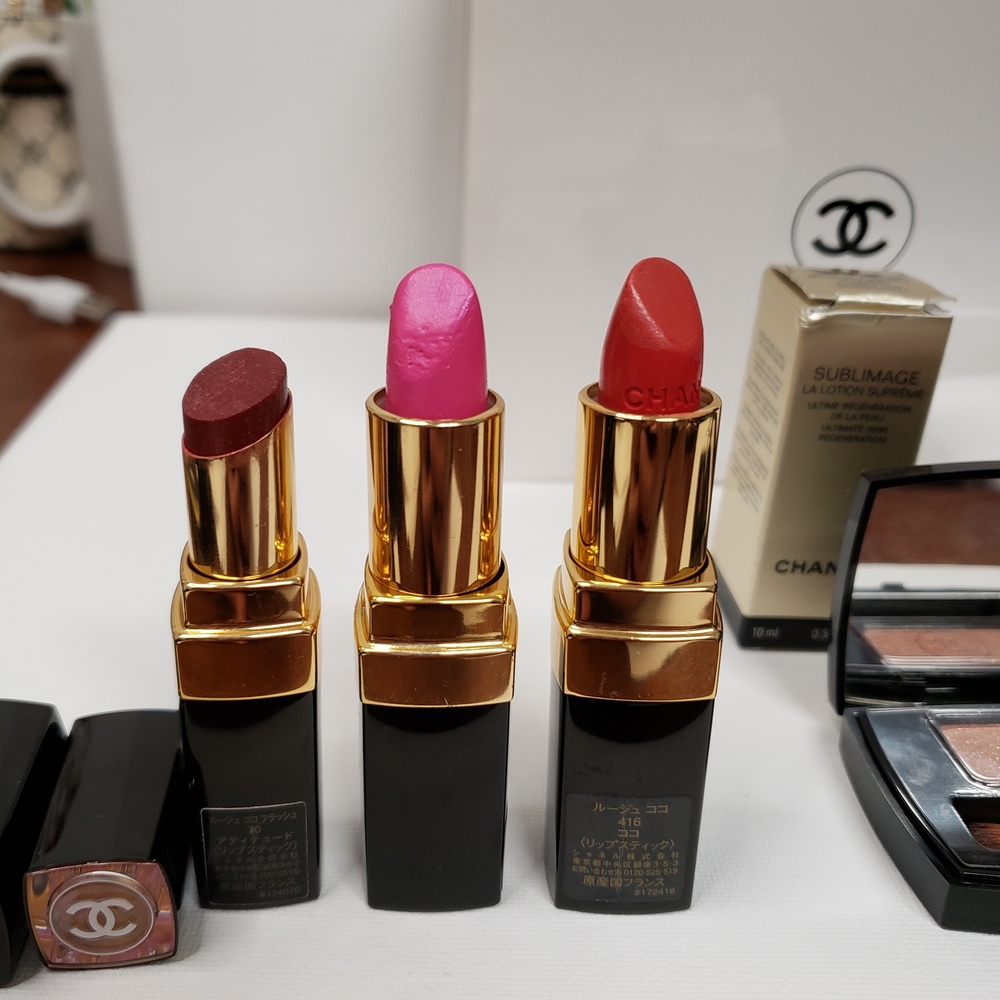 Chanel Makeup and Skincare Set - Picture 4 of 14